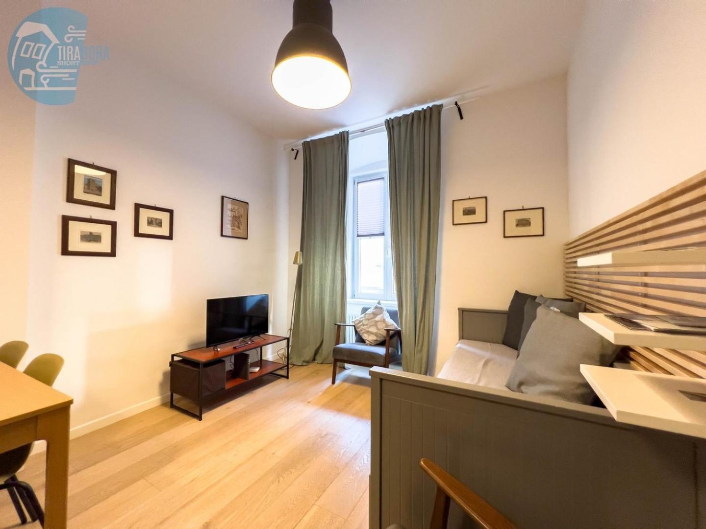 Imbriani 4S Tirabora Short Rent Apartment Trieste Exterior photo